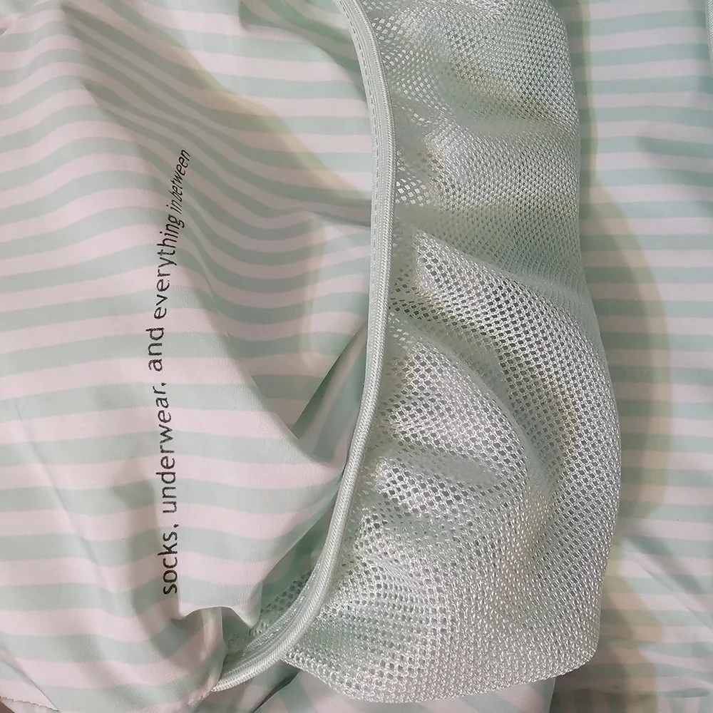 Lululemon Athletica Do It Up Duffel Bag Mint